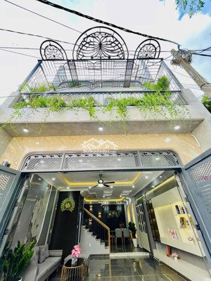 chú thắng kẹt tiền cần bán gấp căn nhà tâm huyết