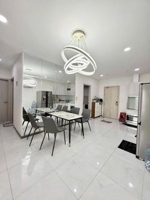 cần sang nhượng lại ch sông đà tower kỳ đồng q3, dt 115m2, căn góc, 3pn, view đông. giá: 7.9 tỷ tl