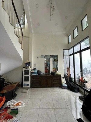 bán nhà đề thám 96m 4 tầng - 22 tỷ - hẻm xe hơi cách mặt tiền 20m