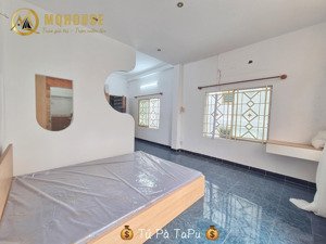 1 phòng ngủ, tách bếp, ban công siêu thoáng mát giao nguyễn kiệm với đào duy anh