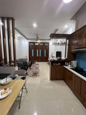 bán nhà tập thể tây sơn, đống đa: 100m2, 2 ngủ chỉ 4 tỷ 35, thiết kế thoáng sáng sổ đỏ 42m căn góc