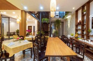 chính chủ bán góc 2 mặt tiền núi thành - giá rẻ nhất khu vực - 140m2- bề ngang hơn 10m vuông vắn