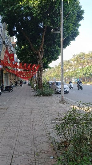 bán nhà mặt phố, ngô gia tự - việt hưng- long biên- vỉa hè 6m. sổ đẹp nở hậu. pháp lý chuẩn