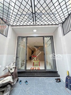 8,9 tỷ tl - 56m2 - 3 tầng - xe hơi thông khu vip bàu cát - trường chinh - tân bình