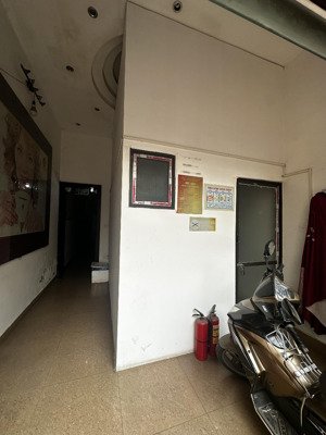 bán nhà đường láng 125m2 đang sẵn 10 phòng cho thuê giá 22 tỷ