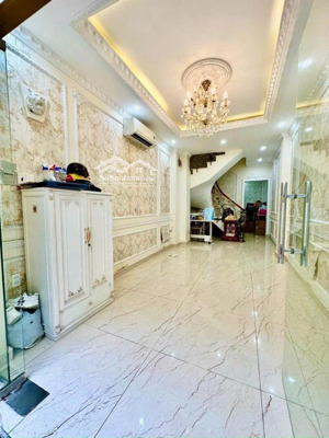 bán nhà đẹp hẻm xe hơi hòa hảo 5 tầng 41m2 6 phòng ngủ chỉ 8.6 tỷ thuơng lượng