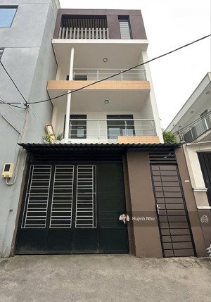 siêu phẩm đầu tư ! nhà hẻm xe hơi nguyễn gia trí kế đh hutech 5.2x16m cho thuê 41tr/th chỉ 15 tỷ