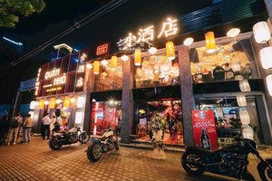 cho thuê mặt bằng kinh doanh phố hoàng đạo thúy, diện tích 240m, mặt tiền 10m, kd mọi mô hình