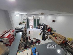 hẻm 4m xe hơi thông - nhà đẹp 2 tầng, ở ngay - cách aeon chỉ 3 phút xe máy - hoàn công đủ