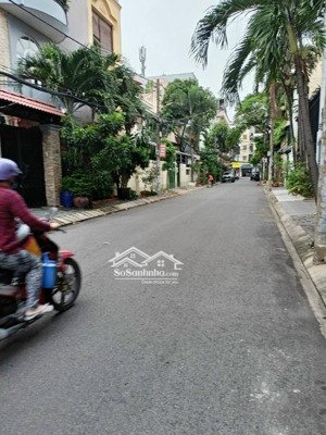 bán gấp nhà hẻm xe hơi 2 tầng, dt: 4 x 23m 94m2 đường thông, giá chỉ 100tr/m2 đất