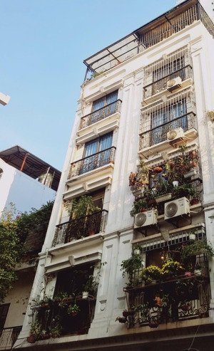 "kho báu" phố thái hà
vừa ở vừa kinh doanh-phố vip-trung tâm tiện ích bạt ngàn