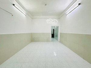 cho thuê nhà nguyên căn 60m2 trung tâm phú nhuận