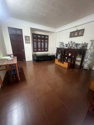 chủ cần bán gấp nhà lạc long quân, phân lô ô tô tránh dt45mx6t nhỉnh 14 tỷ