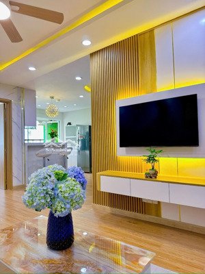 chính chủ cần bán gấp căn hộ diện tích lớn 90,27m2 thiết kế 3pn 2wc. nội thất mới xịn