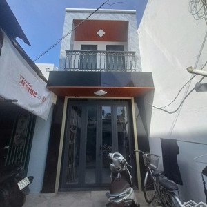 nhà mới xây 100% tại lâm văn bền cạnh trường nguyễn hữu thọ