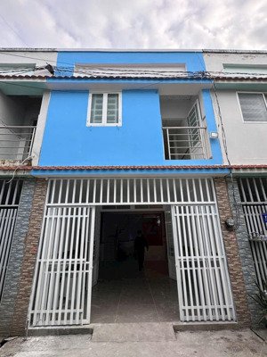 chính chủ gửi bán nhà 1 trệt 1 lầu 3pn 2wc gần chợ