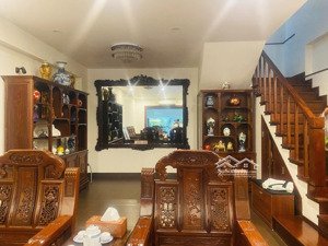 chủ nhà hạ chào 1 tỷ căn nhà liền kề view hồ ô tô dừng đỗ, nghĩa đô, cầu giấy 84m2 5 tầng cực hiếm