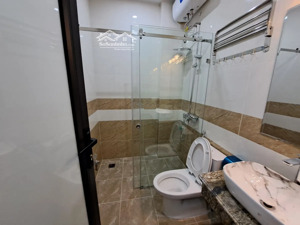 bán nhà trường chinh thanh xuân 40m 6 tầng thang máy cách phố 30m nhà mới giá 11 tỷ