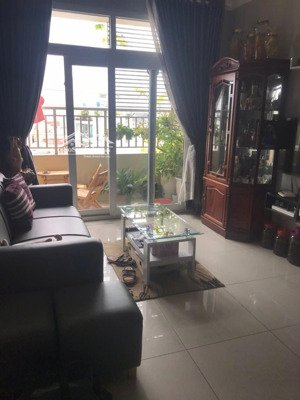 bán gấp căn hộ chung cư nguyễn kim, quận 10, 60m2, 2pn, 3.3 tỷ, sổ hồng