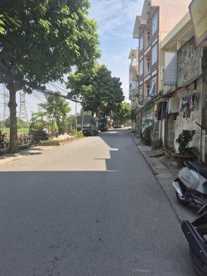 bán nhà đẹp xóm cậy, cổ điển a xã thanh trì giá: 10,2 tỷ diện tích 38m, mặt tiền 3,3m