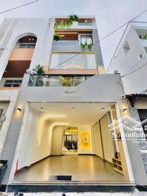 bán nhà thích quảng đức, p4, phú nhuận giá tốt 2,2 tỷ. dt 42,3m2. dòng tiền ổn định 14tr/tháng .shr