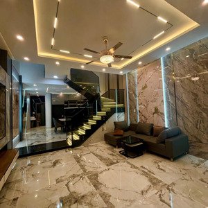 bán nhà 3 tầng hiện đại-vị trí siêu tiện ích- đường kiều sơn đen,hoà xuân, đà nẵng