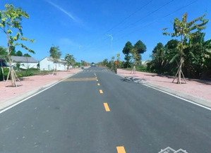 mặt tiền đường d1, tt. long hồ, vĩnh long