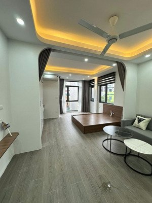 cho thuê gấp căn hộ view hồ 35m2, giá 7 triệu tại đỗ đức dục, mễ trì, nam từ liêm, thoáng đẹp