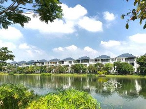 lake view - trực diện sông - dt: 10x20 ( 3 tầng ) - giá chỉ: 39.9 tỷ - xem nhà gọi ngay em tuấn
