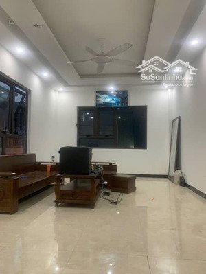 siêu rẻ! bán nhà tôn đức thắng, ô tô cách nhà 20m, nhà mặt tiền rộng 38m2 x 3t