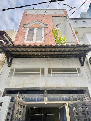 bán nhà nhỉnh 4tỷ vị trí xe hơi 7chỗ thông trần bá giao .p5 .gò vấp vị trí đẹp đầy đủ tiện ích