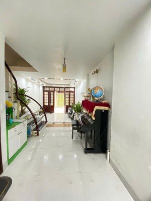 nhà đẹp giá thơm, phố vũ hữu, phân lô ô tô tránh,2 thoàng, kinh doanh, 54m2+5 tầng+mt4,10m=18,8 tỷ