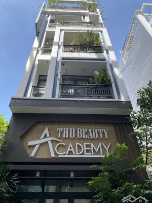 siêu phẩm quận 11 6 tầng thang máy ô tô ngủ trong nhà đang kinh doanh spa 4.711m 12,9 tỷ tl