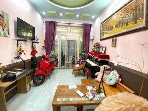 cho thuê nhà nguyên căn hẻm xe hơi 5m quang trung, p.14, gò vấp