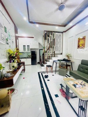 50m ra ô tô tránh đường hoàng mai, ngõ thông 2 thoáng, 200m ra hồ đền lừ, btcc, 39m2 * 5t