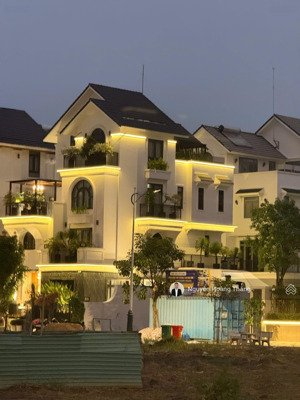 bán biệt thự 14x20 (280m2) chỉ 85,5tỷ, np 5x20 (100m2) chỉ 30 tỷ, sg mystery q.2 lh 