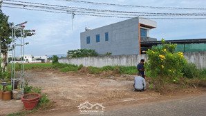 bán đất thị trấn long điền: 5,6x33m (thực tế dài 36m)