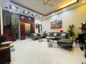 hạ chào bán gấp chỉ 14 tỷ, nhà ngay ngã tư thái hà - chùa bộc 48m2 * 6 tầng thang máy, oto đỗ cổng.