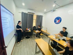 phân lô - ô tô tránh - trần quốc hoàn - kinh doanh mọi loại hình - 5 tầng - 17 tỷ - lh 