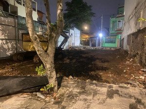 giảm sốc 2 tỷ rẻ nhất khu vực hiệp bình chánh.diện tích 185m2 ( 9,5x20) giá chỉ 16,5tỷ