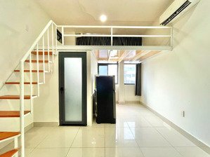 phòng có gác mới xây cửa sổ trời - giá tốt