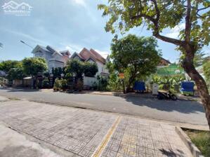 Bán gấp lô biệt thự đơn lập KDC Khang Điền 74tr/mét