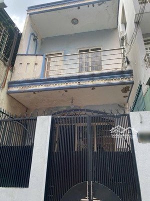 ngay ngã tư phú nhuận - chính chủ lâu đời 2 tầng 70m2 (3.8m x 18m) - xe hơi 1 trục