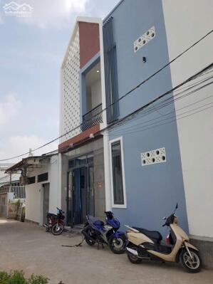 Nhà lầu mới đẹp hẻm Trần Nam Phú