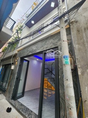 nhà 2 tầng - mới full nội thất - hẻm đẹp gần đường huỳnh tấn phát thông nam long trần trọng cung