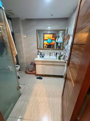 bán nhà tạp thể tầng 4 khu nam thành công