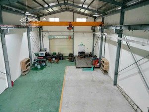 kho 320m2 đường công phạm đăng giảng, bhh