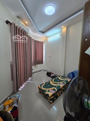 nhà quận 1- 4 tầng-34m2- nguyễn trãi-nguyễn cư trinh. - sổ riêng-chỉ 7,6 tỷ