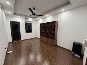 mặt phố hàng chuối phố pháp sang trọng 4 tầng long lanh dòng tiền 300tr/năm