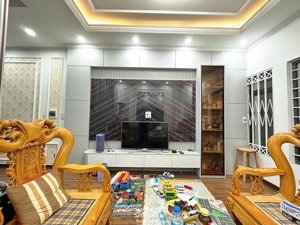 giảm chào 1 tỷ chủ cần bán nhà quan nhân thanh xuân sát phố oto đỗ cửa gần hồ 30m2 5 tầng không qh